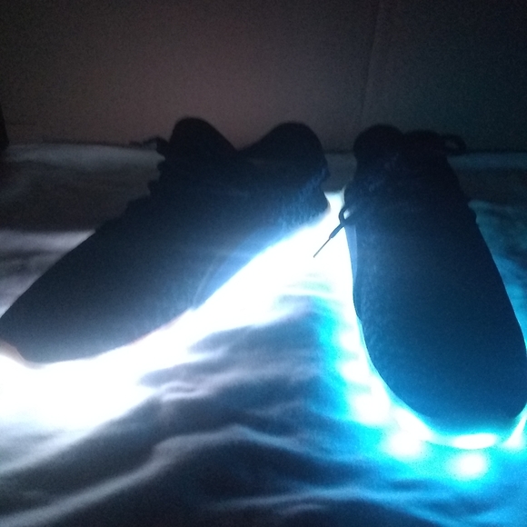 Flash Kicks Light-up shoes - Picture 4 of 11